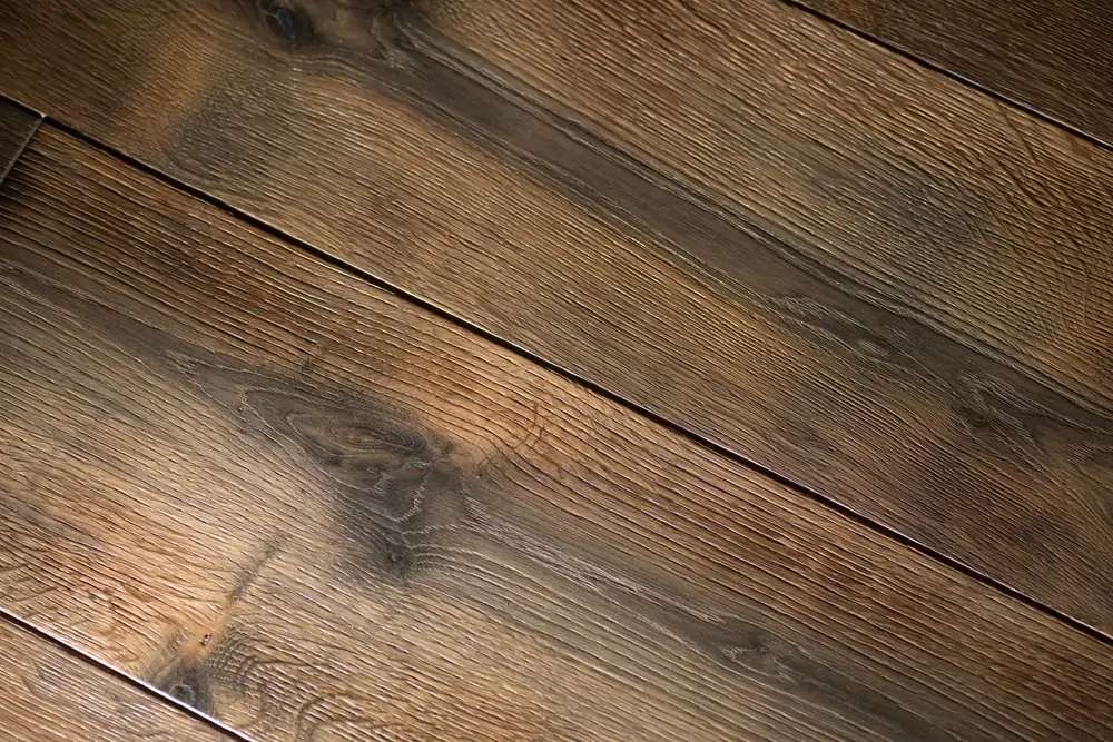 The Battle: Walnut Flooring vs. Oak Flooring